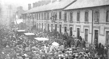 A photograph taken in 1936 when the Prince of Wales visited Hilden Mill. Picture courtesy of Lisburn Museum. US19-729SP