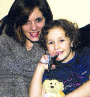 Debbie Cocking with her daughter Georgia who was nominated by her mother for the Little Stars of Cancer Research UK US4908-401PM Pic by Paul Murphy