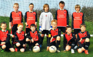 Lower Maze Under 11s before their tour match.
					