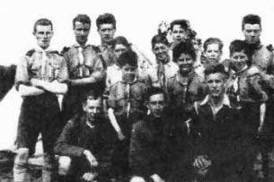 11th Belfast Boy Scouts (Derriaghy) camping at Newcastle, Co. Down in July 1922.