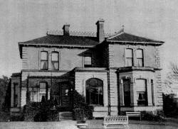 fig. 1 : Drum House in the later nineteenth century, as designed by Thomas Jackson. (Photograph from R M. Young: Belfast and the Province of Ulster in the 20th  century, 1909)